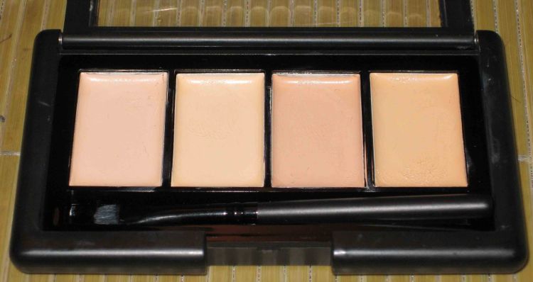 E. L. F. Complete Coverage Concealer - LIGHT (Swatched)